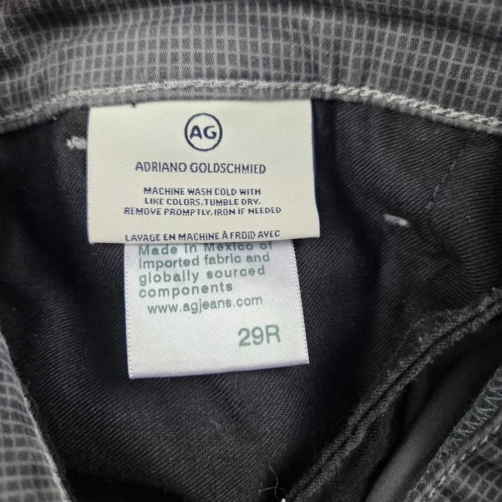 AG Shorts Men 29R Gray Griffin Chino Flat Front Excellent